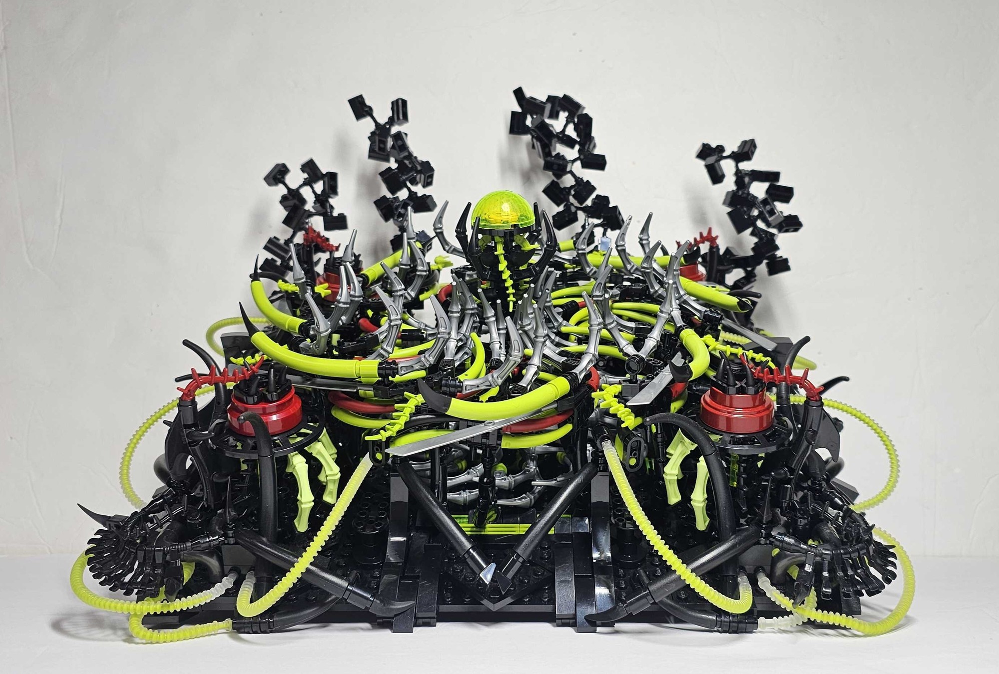 G1So5kOBvFEx8c9.jpg