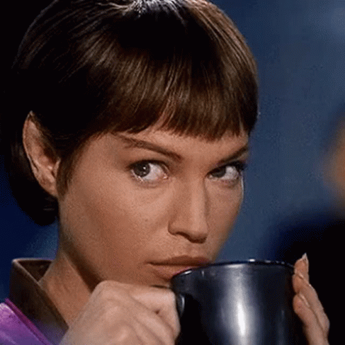 vksvVoIMcXk8E2i.gif